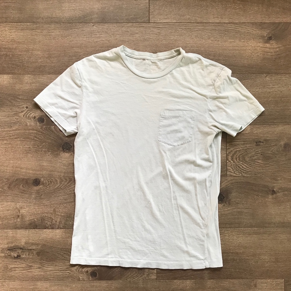Factory slim washed pocket crewneck tee