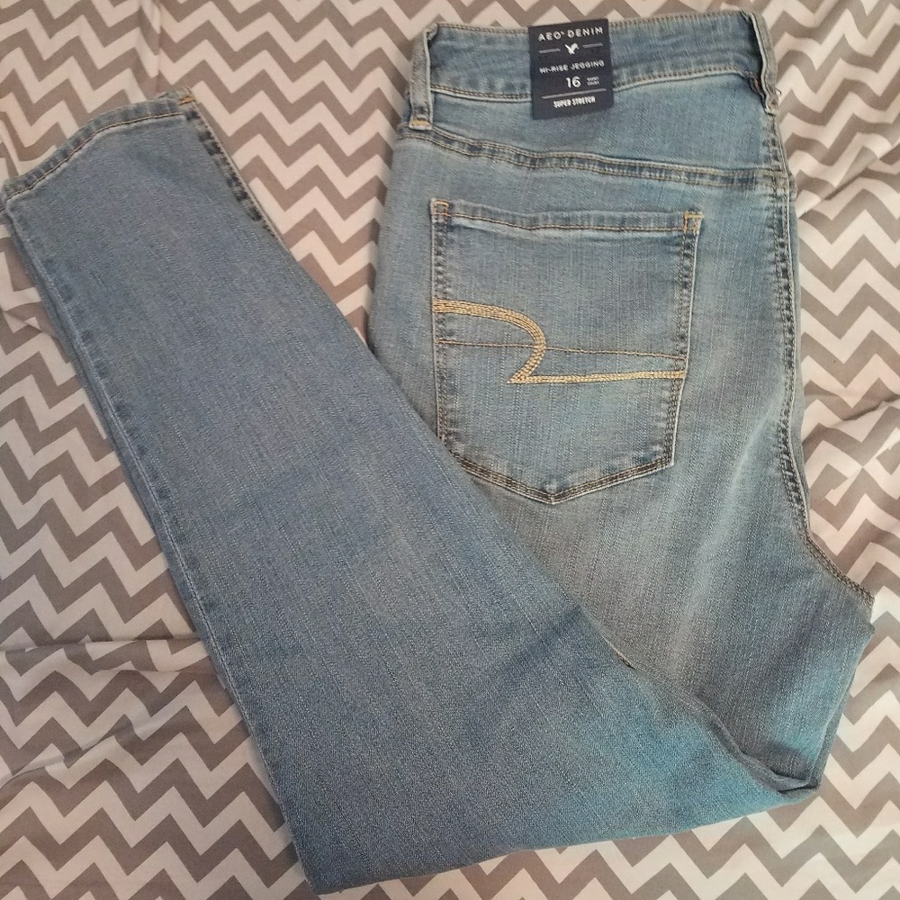 Brand new American Eagle Super Stretch Skinny Jean