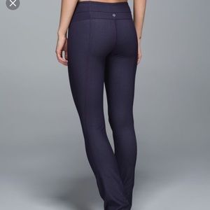 Lululemon skinny groove pant