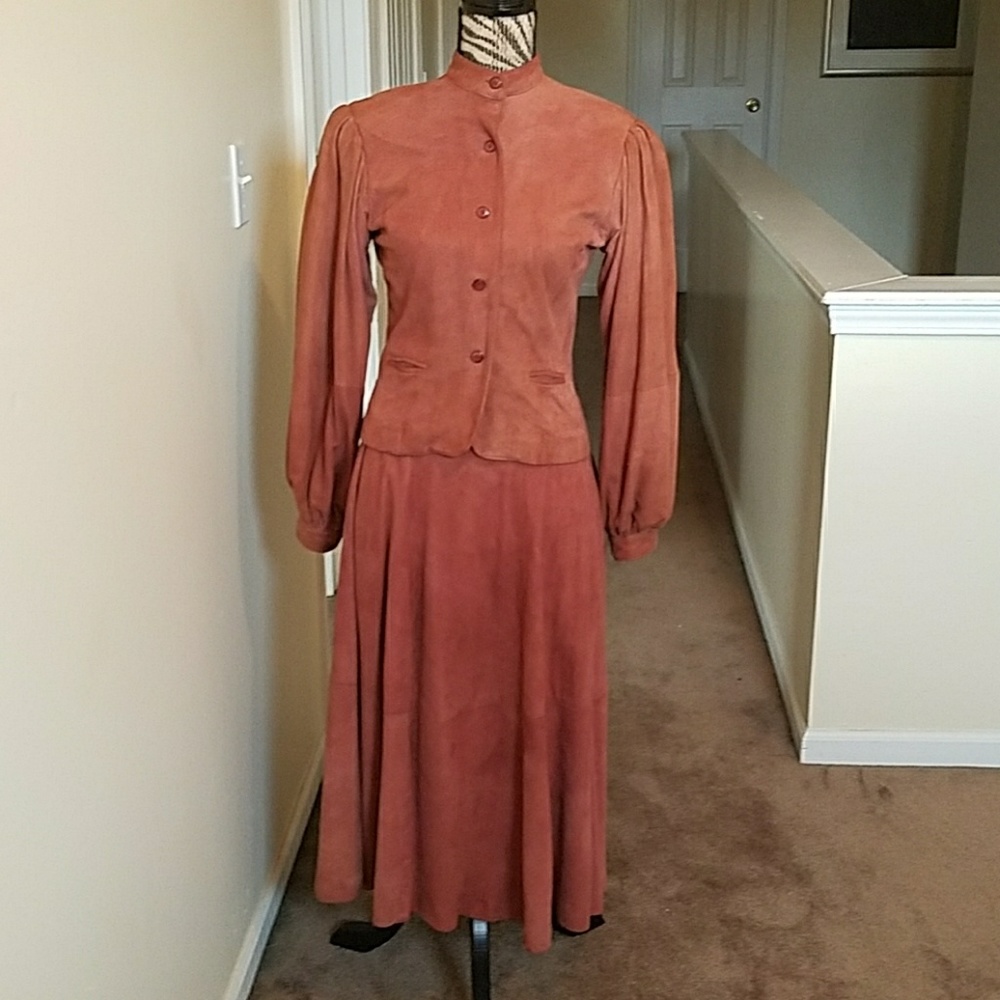 UGWU Canada suede 2 piece suit