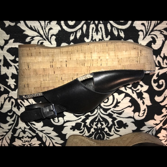 Black Marc Fisher Sandals - Picture 3 of 8