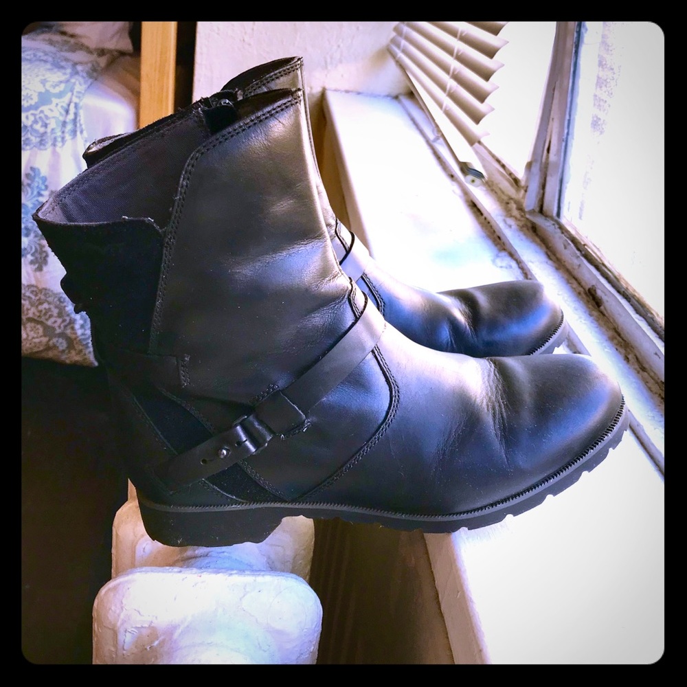 Teva De La Vina Boot Low