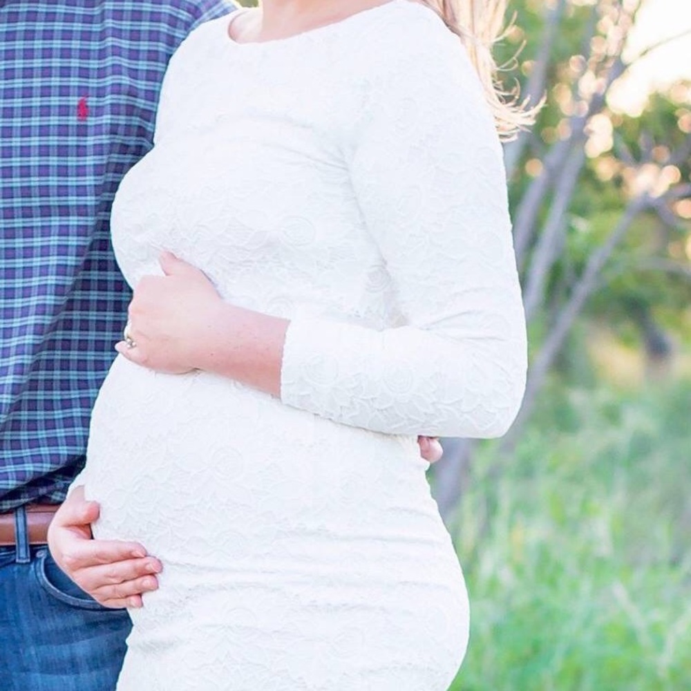 Ingrid and Isabel  Lace maternity dress-Ivory