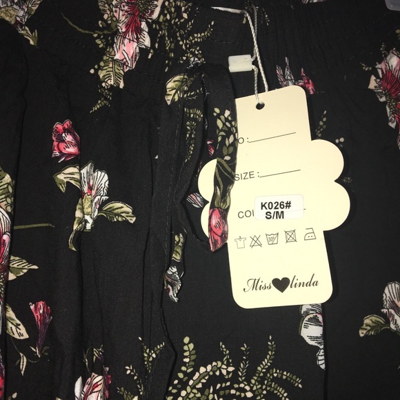 Floral Print Palazzo Pants 🌸 - Picture 3 of 3