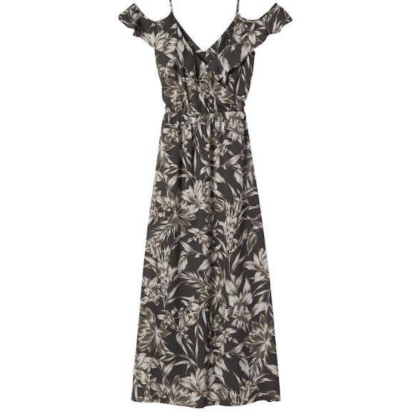 Banana Republic Print Cold-Shoulder Ruffle Maxi 8 - Picture 3 of 7