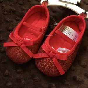 Red glitter baby shoes