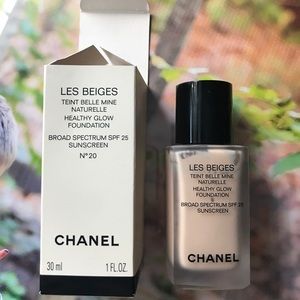 *sold* Chanel les beige foundation