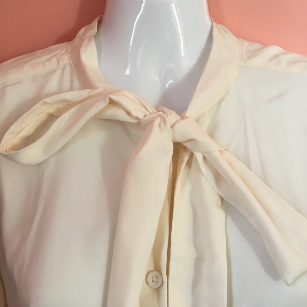 Levi's Cream Colored Button Down - image 2