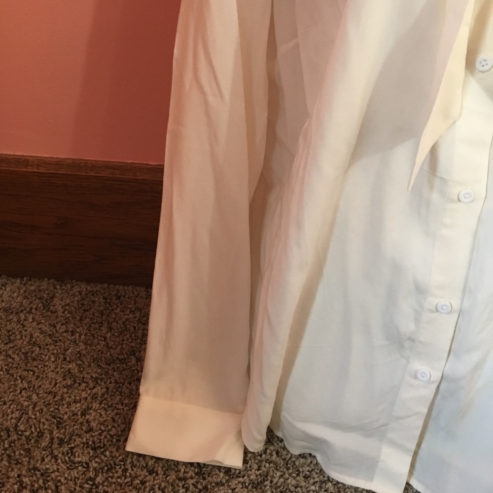 Levi's Cream Colored Button Down - image 4