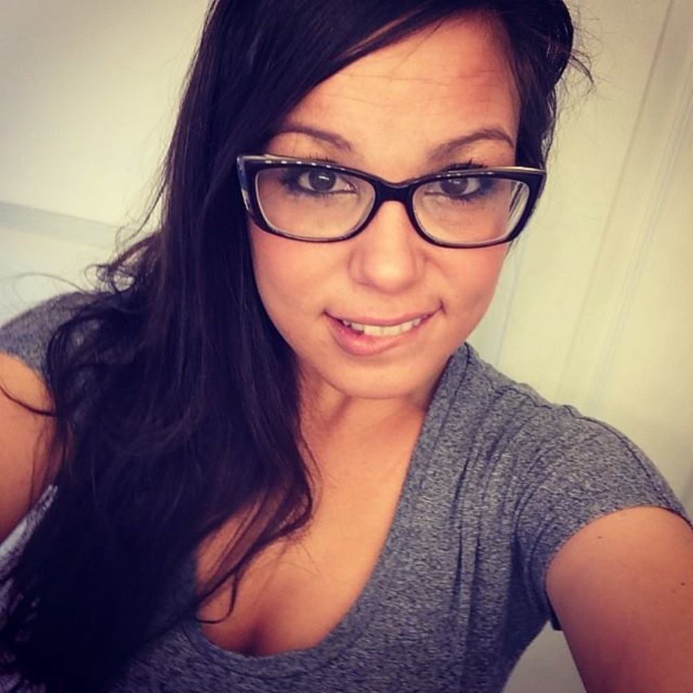 Meet your Posher, Maegan