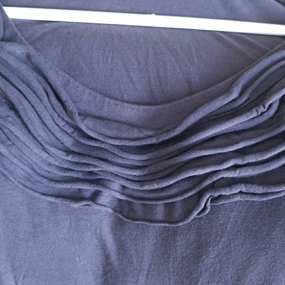 GAP Ruffle Top - Picture 3 of 3