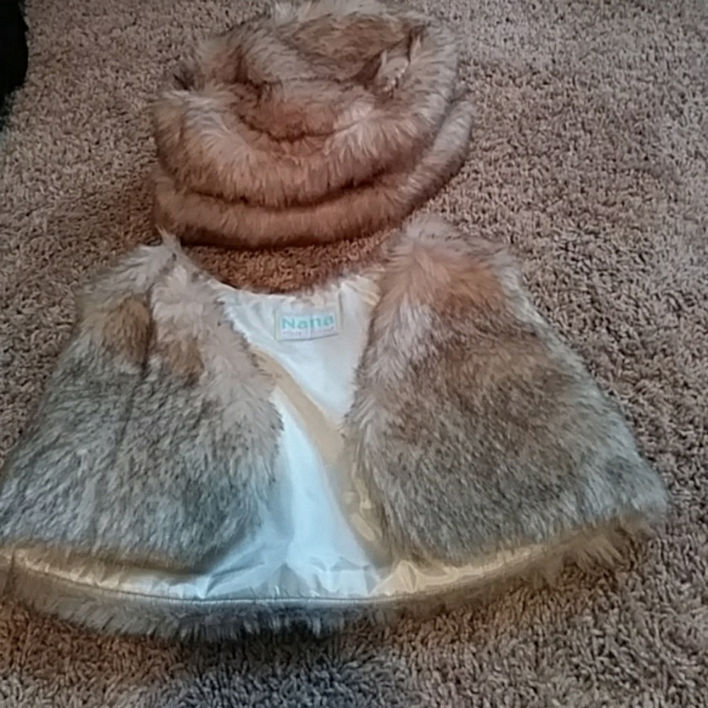Faux Fur vest and hat 2t-3t
