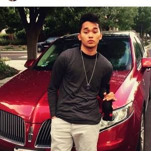 Meet your Posher, Roman rafael