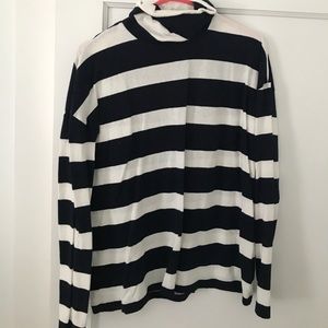 Striped longsleeved turtleneck