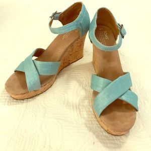 Toms Wedges Size 9