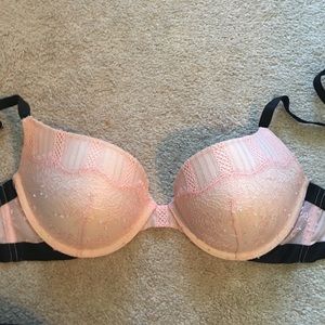 Light pink lace bra