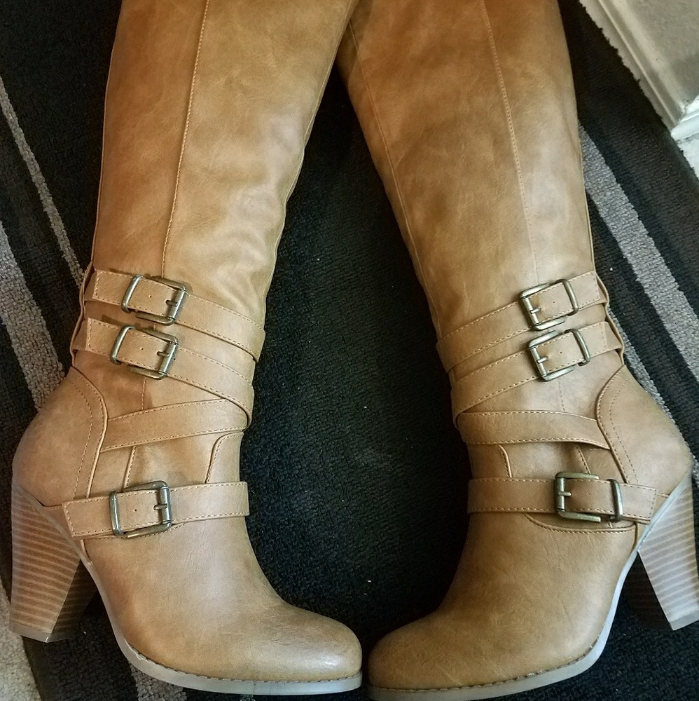 Sold🔴 - Picture 2 of 4