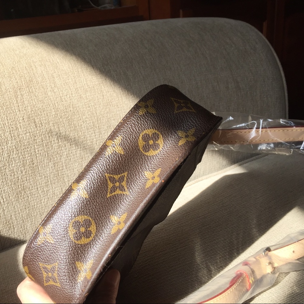 Louis Vuitton Saint Cloud mm