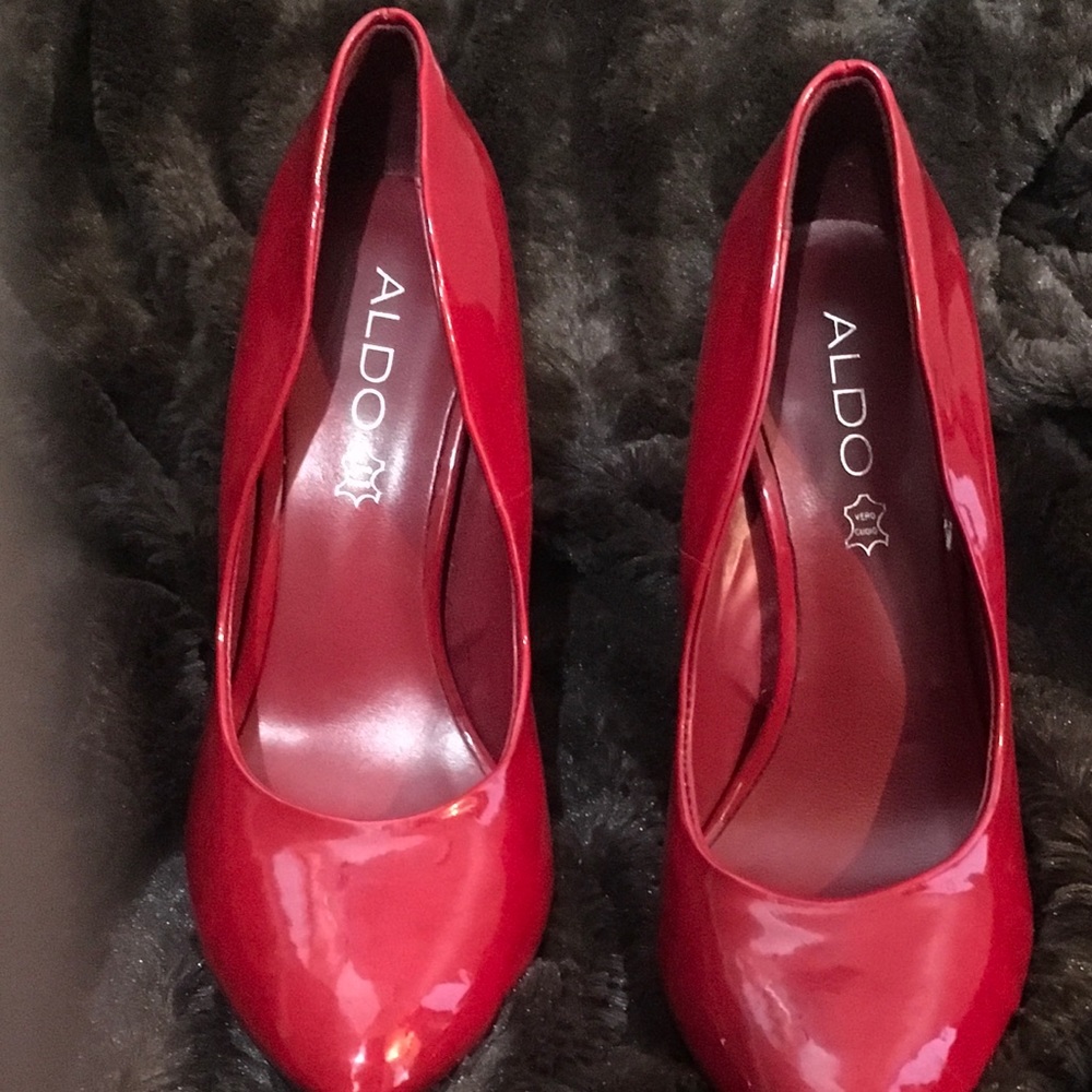 Aldo red patent leather pump