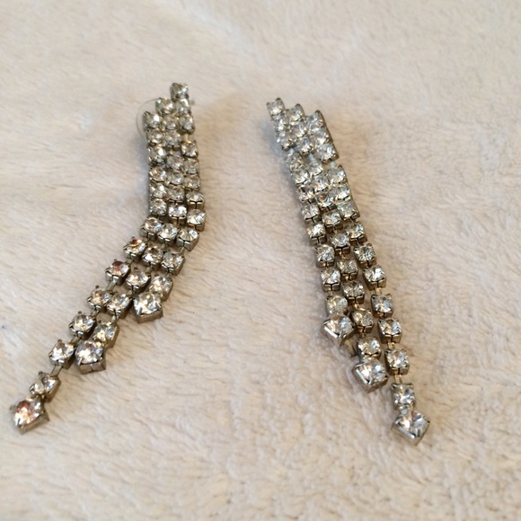 Fake Diamond Event Pageant Prom Earrings EUC - Picture 1 of 1