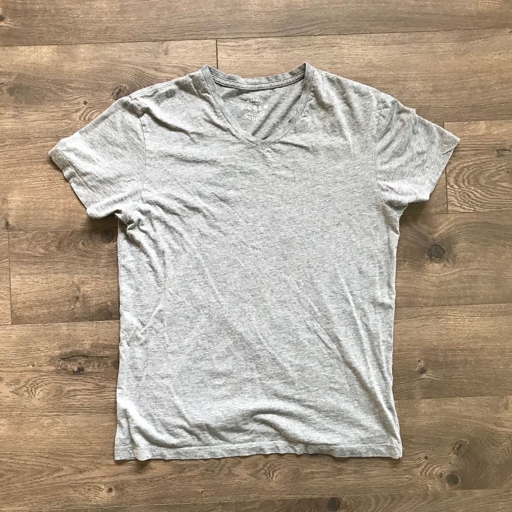 J. Crew Factory | Slim washed V-neck | GREY