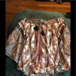 BooHoo Plus Kate Printed Short