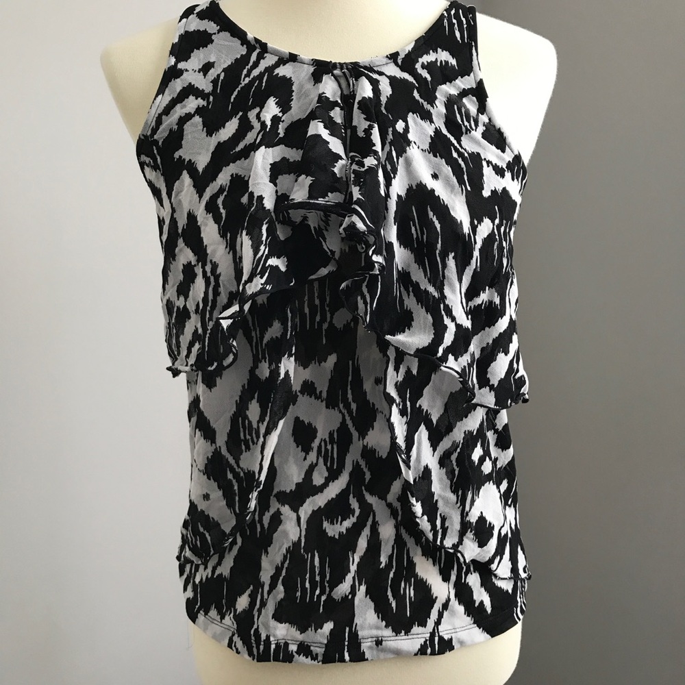 Animal print sleeveless shirt