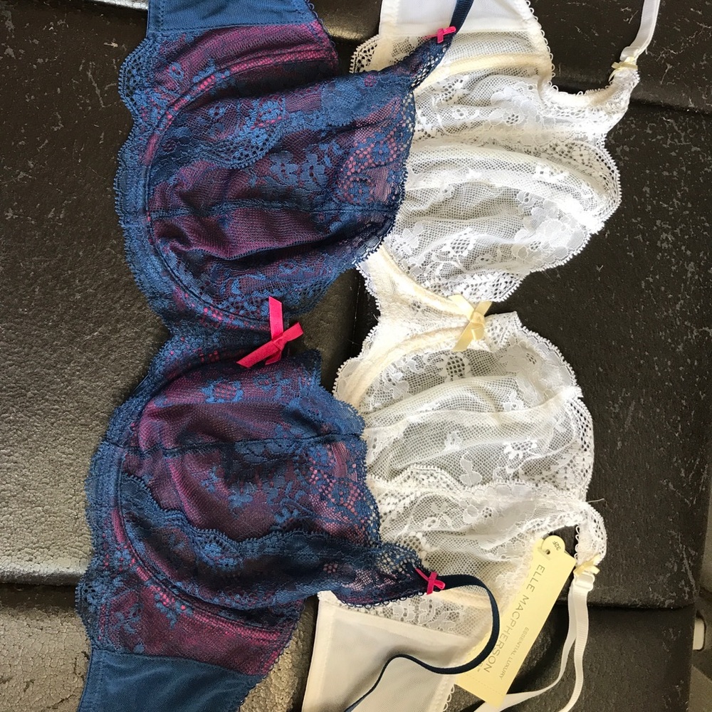 Elle Macpherson - pair of 32F bras