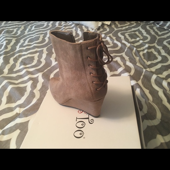 Wedge heel booties - Picture 2 of 5