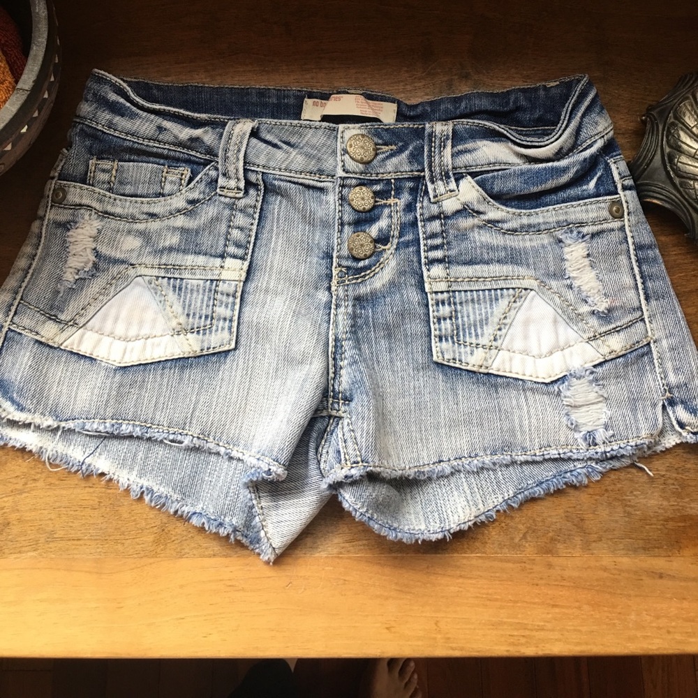 Sold♥️No Boundaries Size 1 Jean Shorts