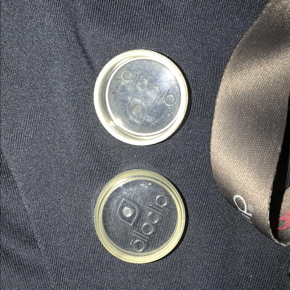 Ōlloclip 4 - in - 1 lens set - Picture 3 of 4