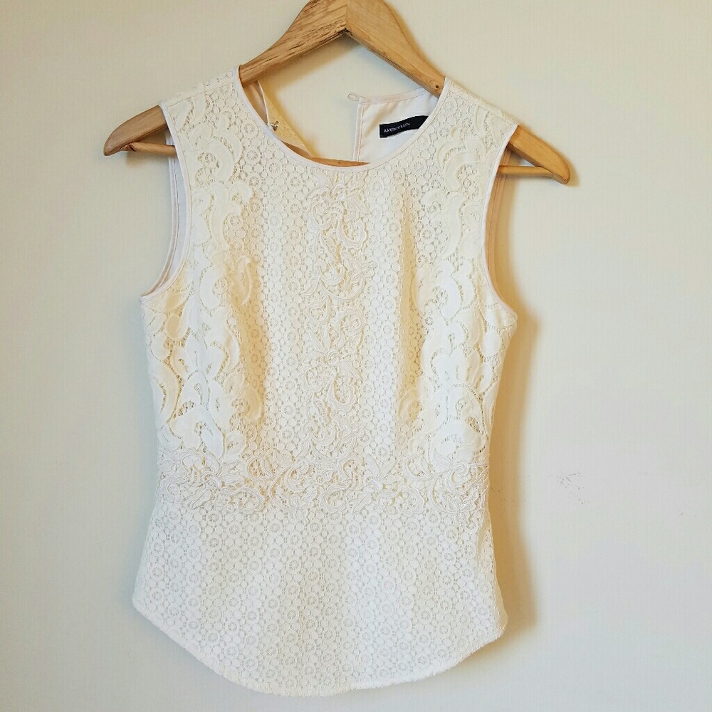 Karen Millen Lace Ivery Top SIZE 4 (fits 2!) NEW!