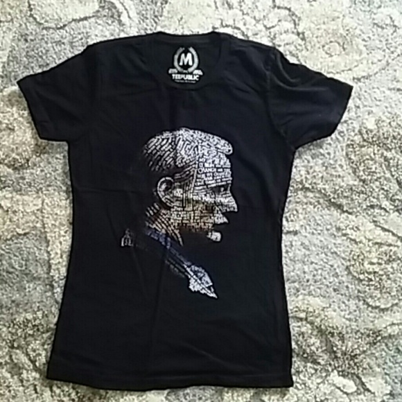 ⭐ Sold Top - Picture 1 of 3