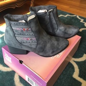 Jellypop Grey Booties with side detail