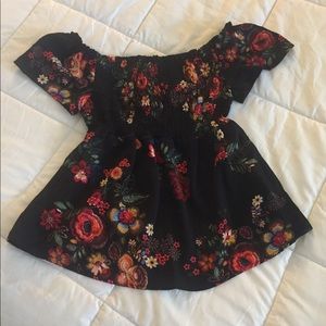 ♥️Flirty flowy bandeau style top♥️