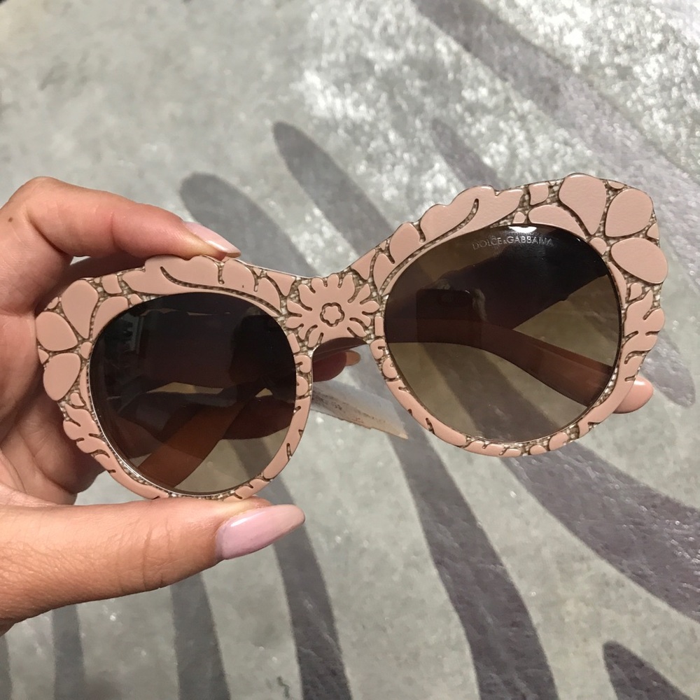 DOLCE & GABBANA BLUSH BAROQUE SUNGLASSES