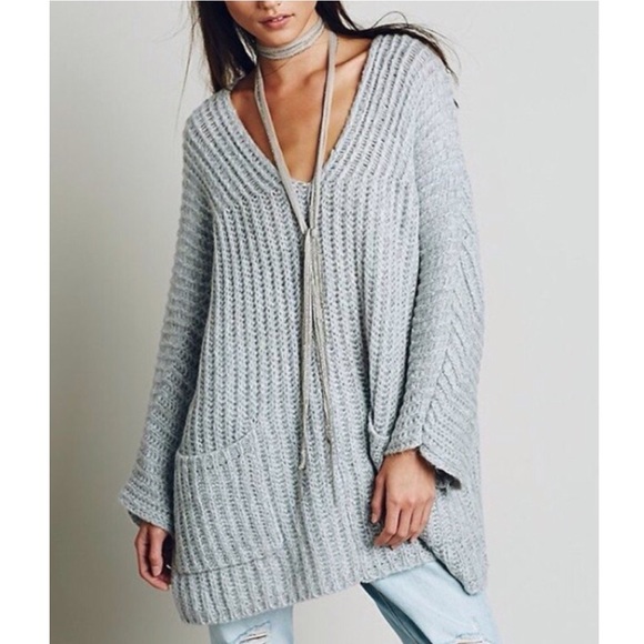 GONE TODAY❗️NWT Oversized Pocket Sweater - Picture 2 of 8