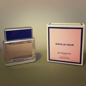 Dahlia Noir by Givenchy eau de parfum