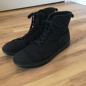 Dr. Martens Canvas Hi-Top