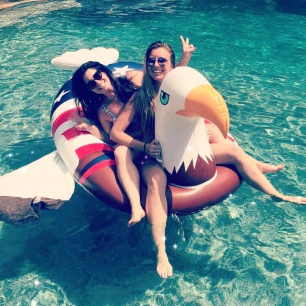 Meet your Posher, Tegan