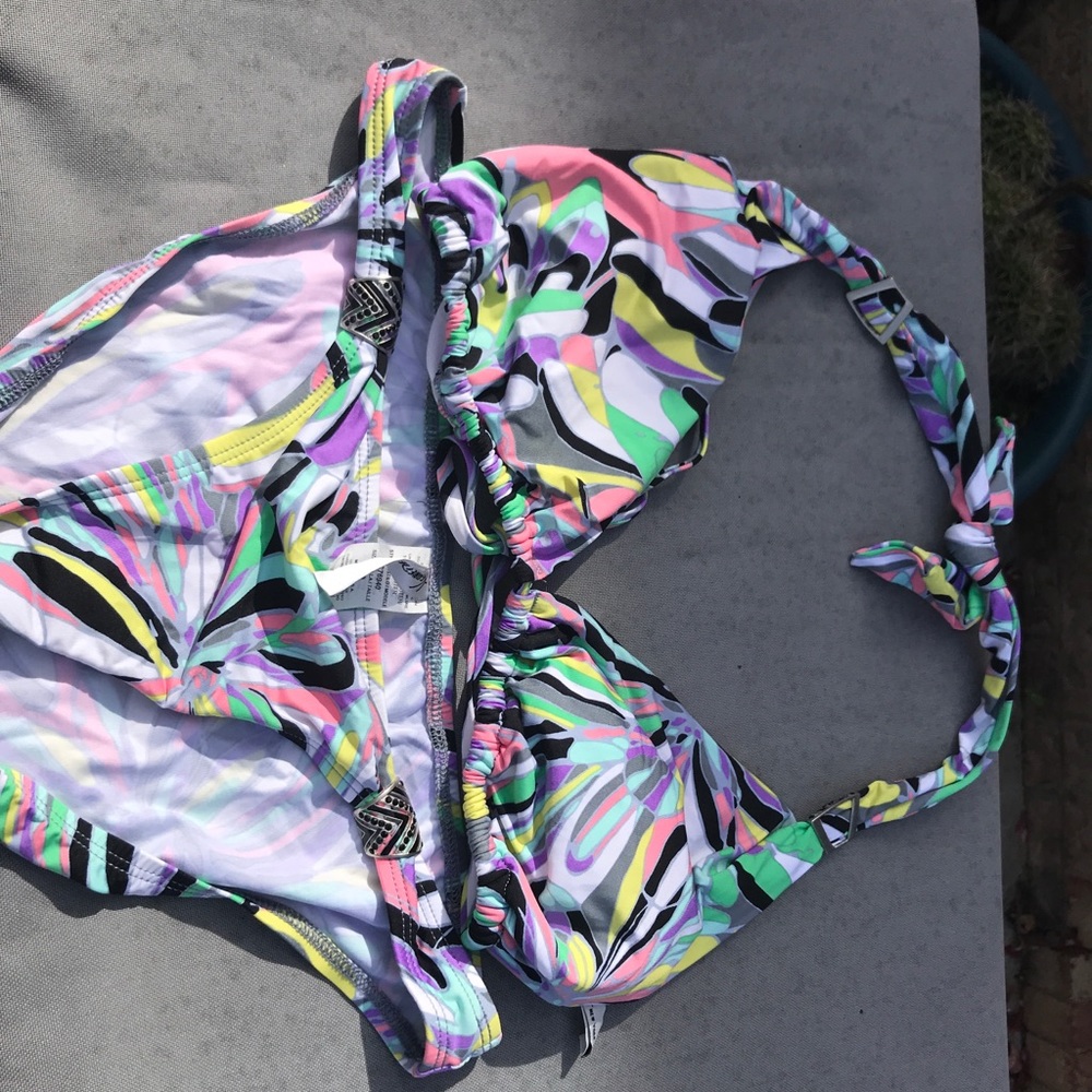 Kenneth Cole New York 2 Piece Bathing Suit. NWOT