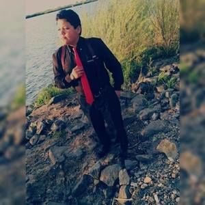 Meet your Posher, Josue