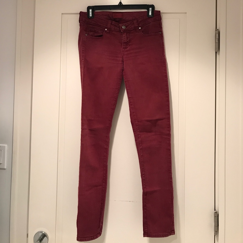 Paige Peg skinny Jeans in Maroon