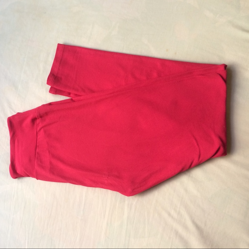 Magenta OS LulaRoe leggings