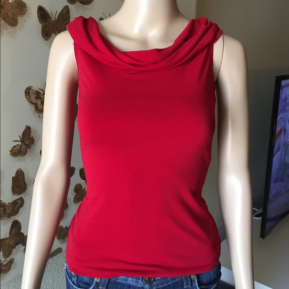 Off the shoulder red top - Picture 3 of 8