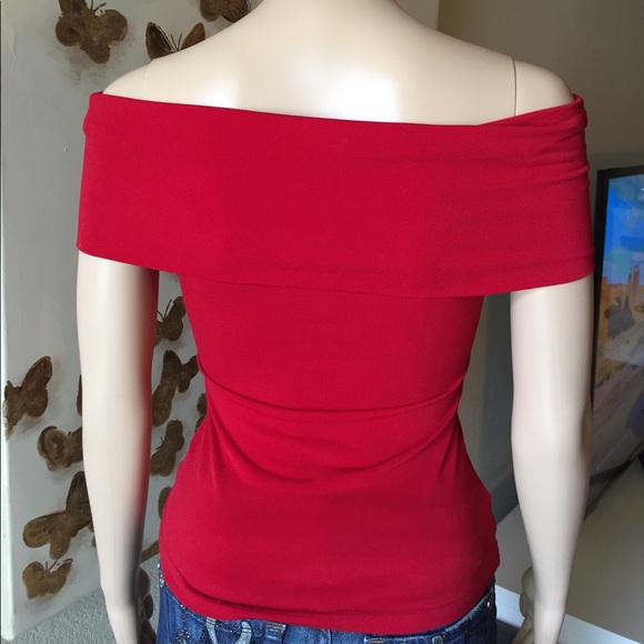 Off the shoulder red top - Picture 6 of 8