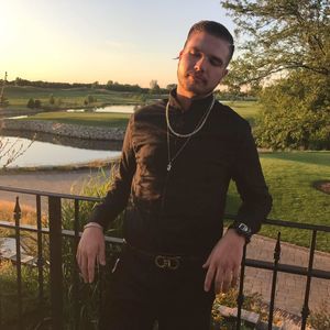 Meet your Posher, Erik