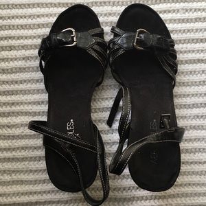 Aerosoles  black wedge heel