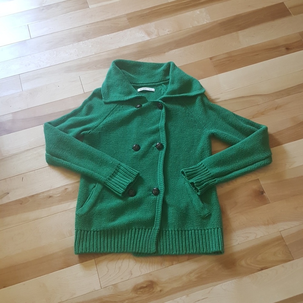 Old Navy Sweater