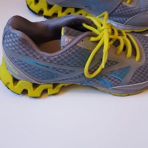 reebok h strap adaptive midfoot support